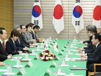 Hàn Quốc, Nhật Bản nối lại đàm phán ngoại giao - quốc phòng