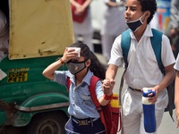 Ấn Độ đóng cửa trường học do nắng nóng nghiêm trọng