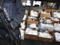 Italy thu giữ lượng cocaine trị giá 880 triệu USD