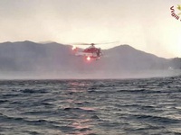 Italy: Lật thuyền chở du khách trên hồ Maggiore, nhiều người mất tích