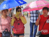 Bắc Kinh nâng cảnh báo nắng nóng lên mức cao nhất