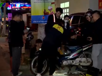 Việc tử tế của đội cứu hộ xe Ninh Thuận