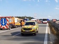 Tai nạn xe khách tại CH Czech, hơn 70 người thương vong