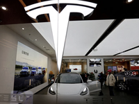 Tesla đề nghị EPA thiết lập những quy tắc khí thải cứng rắn hơn