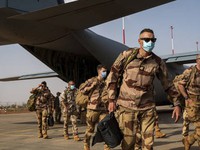 Pháp từ chối rút quân khỏi Niger