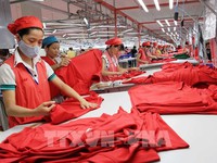Vietnam, US witness strides in trade connections