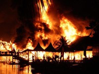 Cháy chợ nổi du lịch ở thành phố Pattaya, Thái Lan