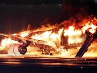 Nhật Bản ban hành biện pháp an toàn khẩn cấp sau vụ va chạm máy bay ở Haneda