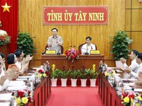 Top legislator pays working visit to Tay Ninh province