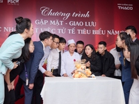 Chuyến xe đặc biệt của 50 nhân vật 'Việc tử tế' về tụ hội tại Hà Nội