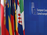 Hội nghị thượng đỉnh EU tìm giải pháp tự chủ phòng thủ