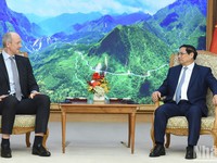 PM receives President and CEO of Siemens