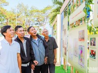 Exhibition celebrate 20th anniversary of re-establishment of Dak Nong Province