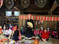Vietnam seeks UNESCO title on two intangible cultural heritages