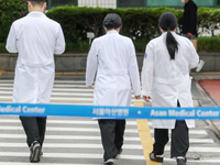 Giáo sư y khoa bắt đầu giảm giờ làm, khủng hoảng y tế Hàn Quốc có xu hướng trầm trọng hơn