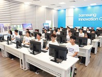 Vietnam should seize opportunity to join global semiconductor supply chain