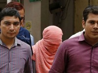 Xét xử 4 nghi phạm hiếp dâm nữ sinh tại Ấn Độ
