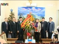 Đồng chí Hà Thị Khiết thăm Tòa Tổng Giám mục và Hội Thánh Tin lành 