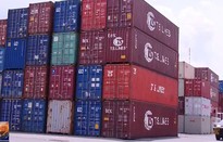 Quá tải container phế liệu tại các cảng biển: Việt Nam có nguy cơ trở thành “bãi rác công nghệ”