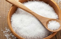 Ăn thừa muối và những ảnh hưởng đối với sức khỏe