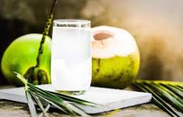 Nước dừa: thức uống lý tưởng trong mùa nắng nóng