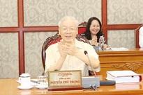 Party leader chairs meeting on important projects