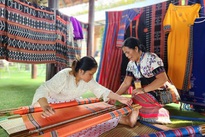 Traditional craft villages of Vietnam honoured at Hue event
