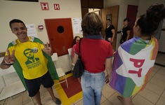 Kết quả sơ bộ bầu cử tại Brazil: Ứng cử viên cánh tả Lula da Silva vượt lên dẫn đầu
