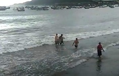 Khánh Hòa: Tìm thấy thi thể học sinh lớp 6 bị đuối nước khi tắm biển