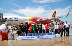 Khánh Hòa đón chuyến bay đầu tiên đưa khách du lịch Hàn Quốc tới Việt Nam