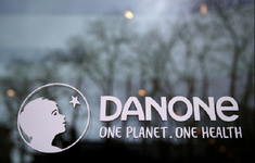 Mỹ mở rộng hợp tác với tập đoàn Danone để tăng nguồn cung sữa bột trẻ em