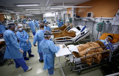 Số ca mắc tăng trở lại, bệnh viện Ấn Độ diễn tập ứng phó COVID-19