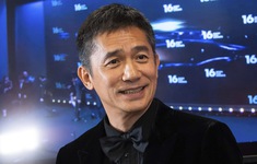 Lương Triều Vỹ - diễn viên Trung Quốc đầu tiên nhận giải Thành tựu trọn đời tại Liên hoan phim Venice