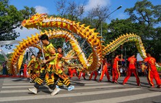 Hơn 1.500 người tham gia diễu hành tại "Carnaval mùa thu Hà Nội"