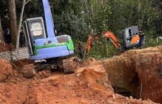 Sụt lún khi đào giếng ở Hà Nội, 2 anh em ruột tử vong