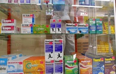 Dừng bán siro ho nhiễm độc Benylin Paediatric tại châu Phi