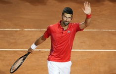 Novak Djokovic khởi đầu thuận lợi tại giải quần vợt Italia mở rộng.