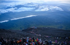 Nhật Bản triển khai hệ thống quản lý người leo núi Phú Sĩ