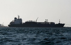 Houthi tiếp tục tấn công tàu chở dầu ngoài khơi Yemen