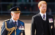 Vua Charles đã mất niềm tin vào Hoàng tử Harry