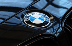 Doanh số xe điện BMW tăng vọt