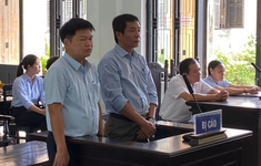 Miễn hình phạt chính đối với hai cựu cán bộ CDC Thừa Thiên - Huế