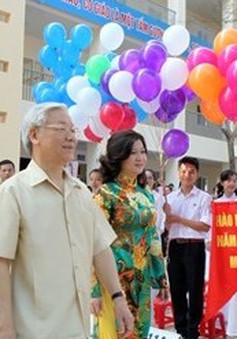 Tổng Bí thư dự lễ khai giảng Trường THPT Nguyễn Gia Thiều
