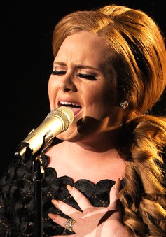 Album 25 của Adele tẩu tán 2,3 triệu bản sau 3 ngày