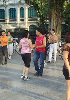Nhảy salsa theo phong cách đường phố Hải Phòng