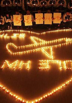 Gia đình nạn nhân vụ máy bay MH370 vẫn chờ trong vô vọng