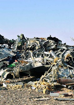 Hiện trường vụ rơi máy bay Nga và giọt nước mắt của gia đình các nạn nhân