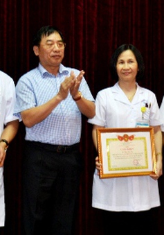 19 y, bác sỹ BV Phụ sản Hà Nội âm tính với HIV