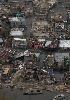 Haiti đối mặt nguy cơ dịch tả lan nhanh sau bão Matthew