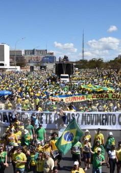 Gia tăng biểu tình phản đối Chính phủ tại Brazil